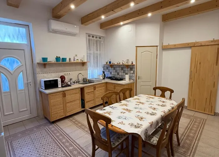 Irma Vendeghaz בדקסוניטומאי