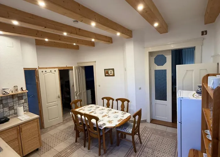 Irma Vendeghaz Dom wakacyjny *