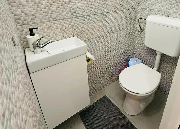 Irma Vendeghaz Dom wakacyjny *