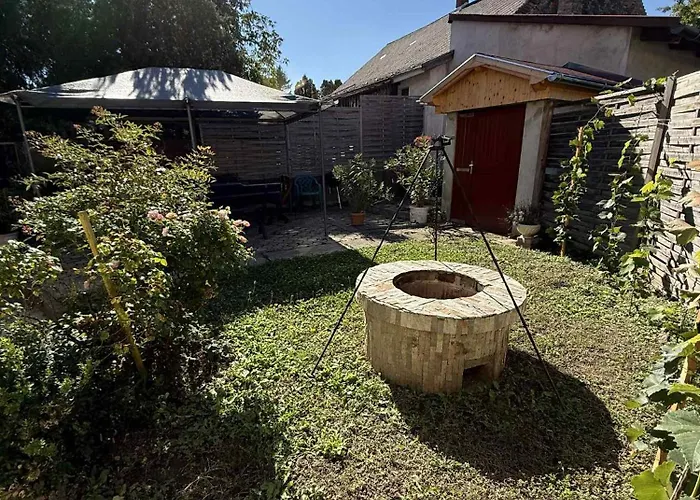 בית נופש Irma Vendeghaz *